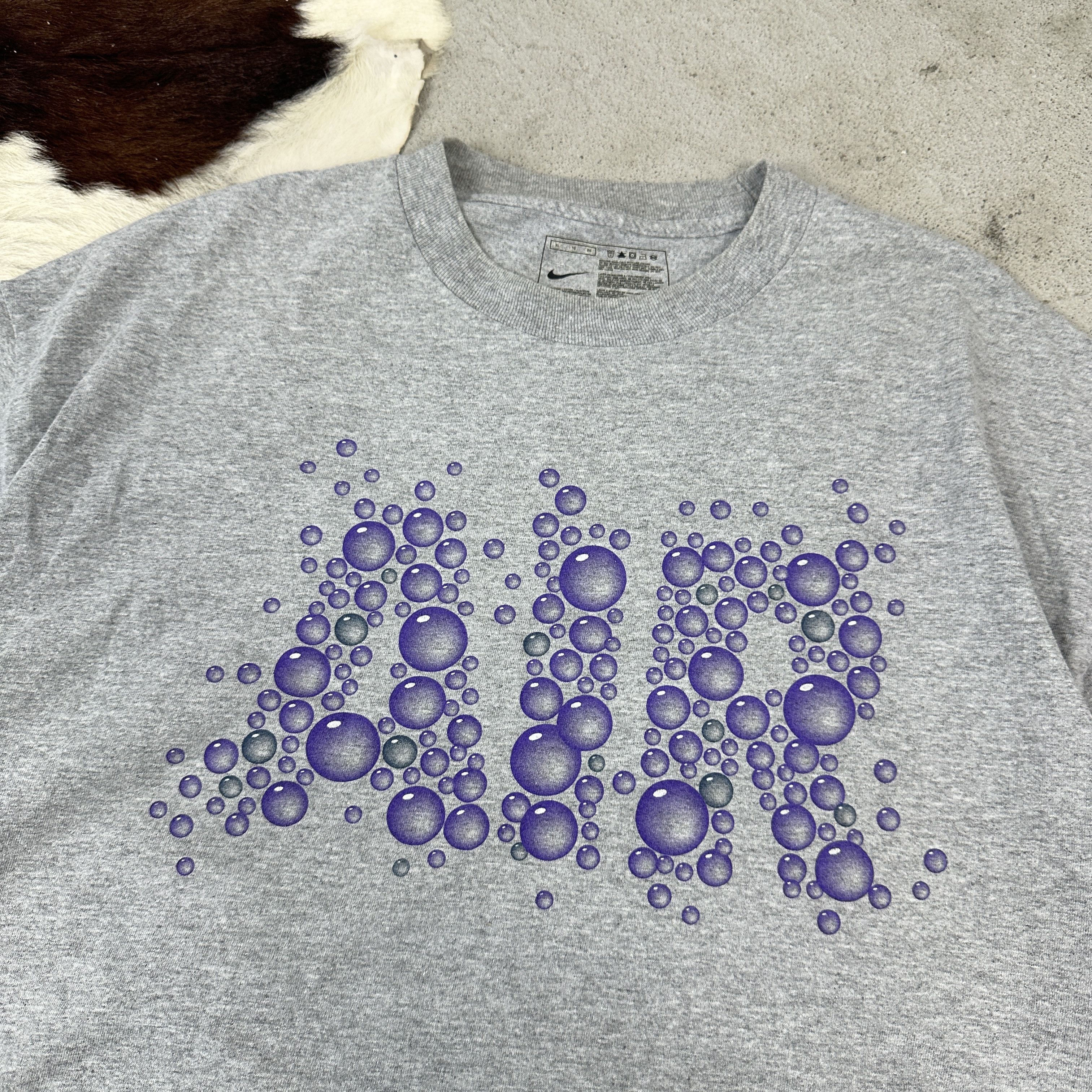 Nike × Vintage Vintage Y2K Oversize Printed Nike Air Bubbles T-shirt Size US XL / EU 56 / 4 - 2 Thumbnail