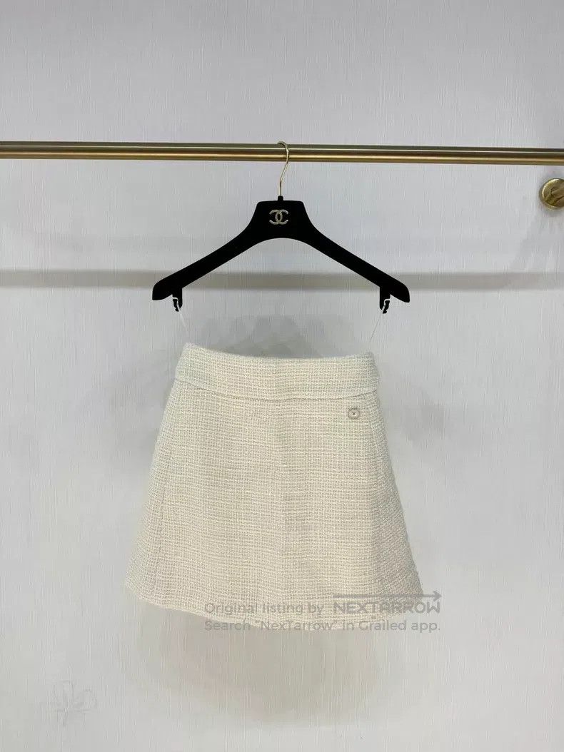 Chanel Chanel Milky white woven twill tweed skirt Size 24" / US 00 / IT 34 - 1 Thumbnail