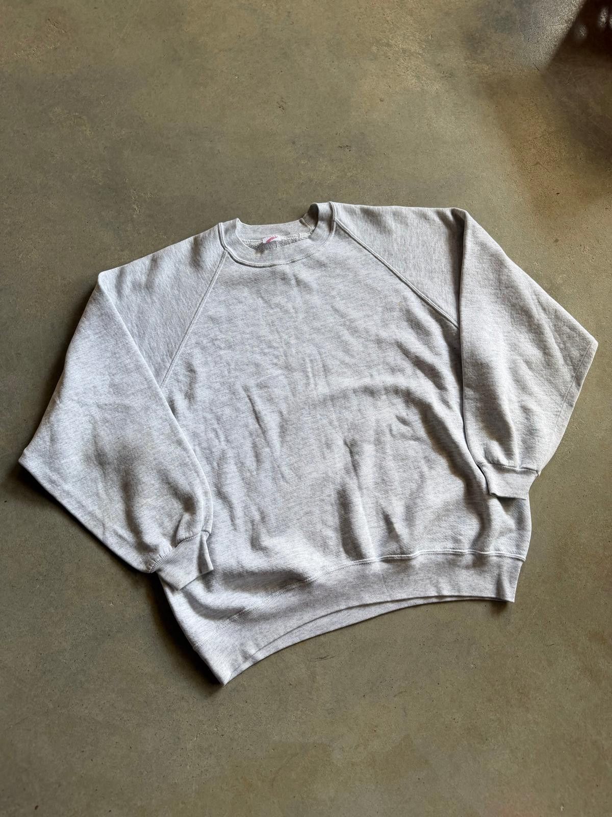 Jerzees VTG Jerzees Gray Sweatshirt Sz XL Size US XL / EU 56 / 4 - 2 Thumbnail