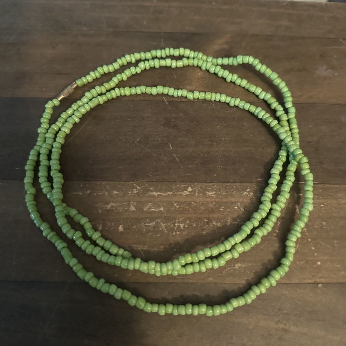 Vintage Vintage long lime green glass bead necklace Size ONE SIZE - 3 Thumbnail