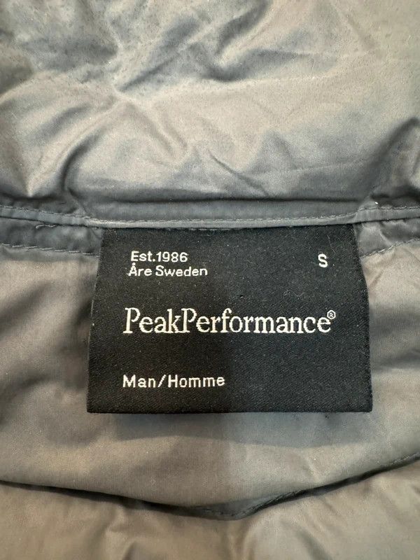 Peak Performance Peak Performance Frost Down R&D Jacket Pertex Microlight S Size US S / EU 44-46 / 1 - 9 Thumbnail