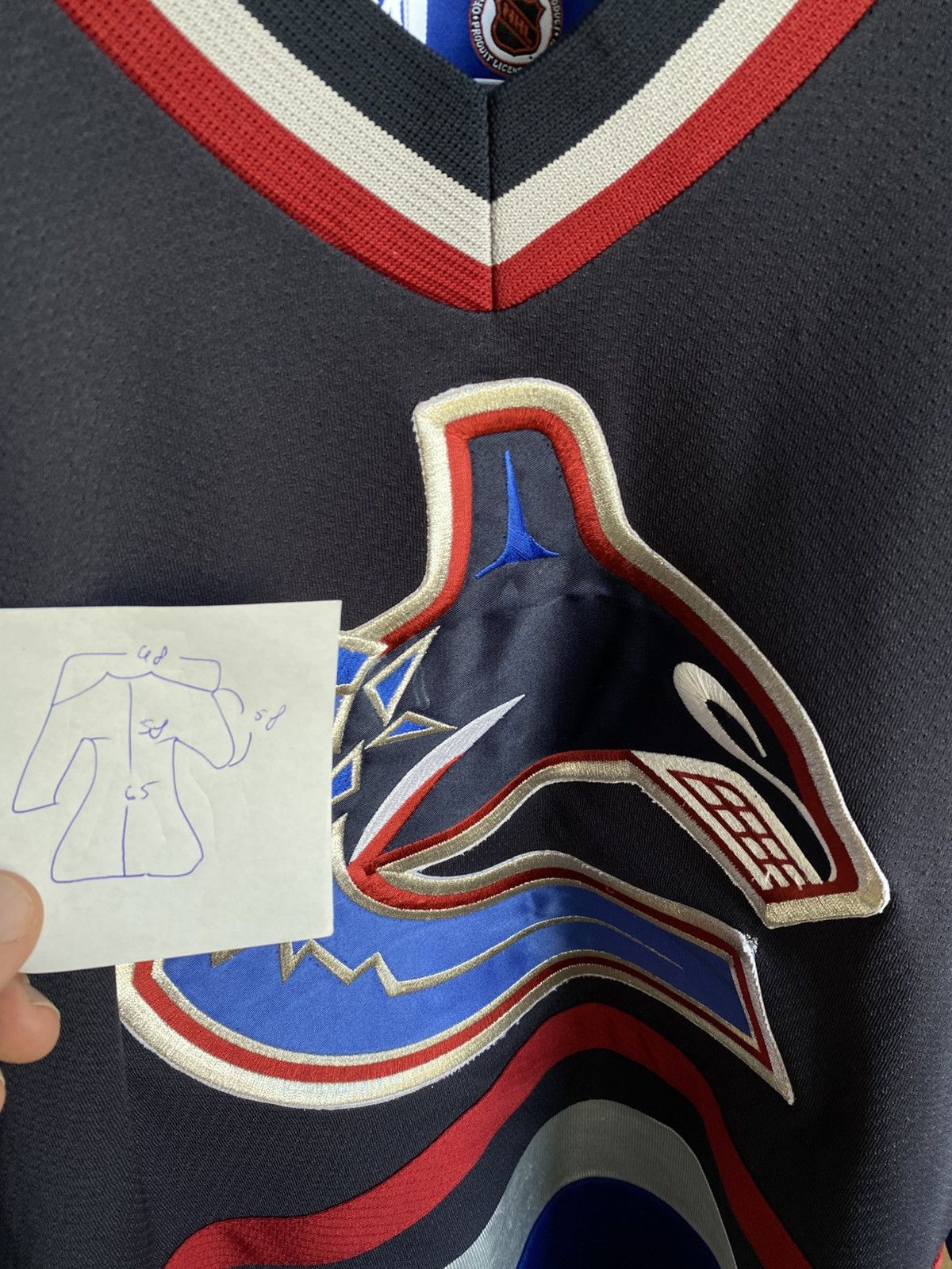 Vintage CCM NHL Vancouver Canucks Ice Hockey Jersey 90s
