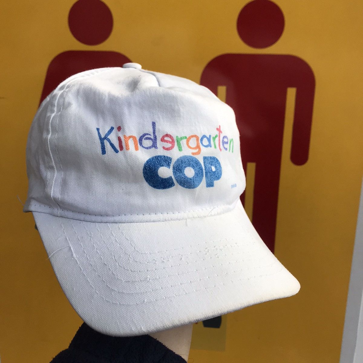 Vintage Vintage 1990s Kindengarten cop promo Movie arnold schwarzene Size ONE SIZE - 12 Thumbnail