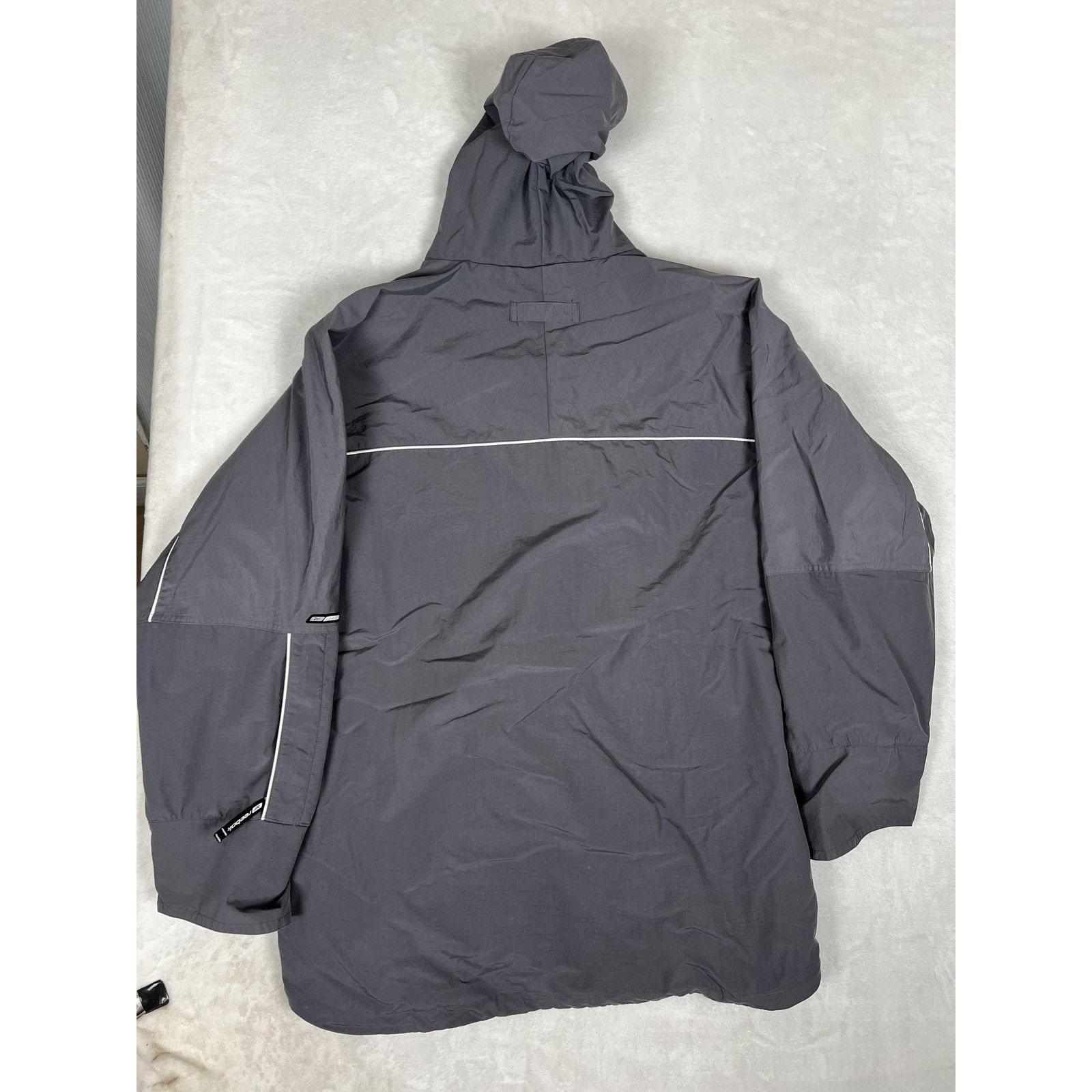 Reebok Vintage Reebok Jacket Mens XL Gray Hooded Windbreaker Full Z Size US XL / EU 56 / 4 - 7 Thumbnail