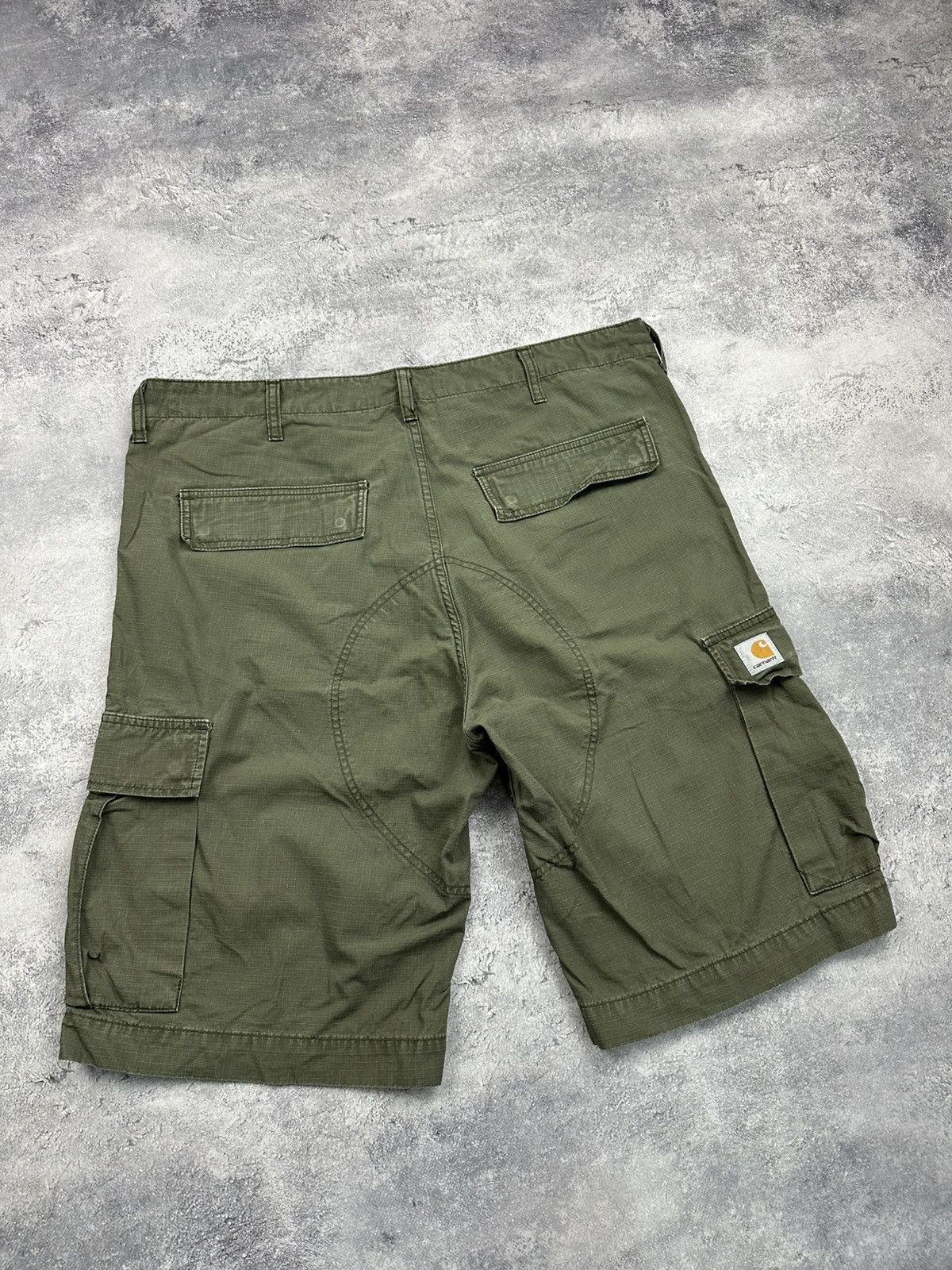Carhartt Carhartt Vintage Green Cargo Shorts Workwear Y2K Logo Baggy Size US 38 / EU 54 - 1 Thumbnail