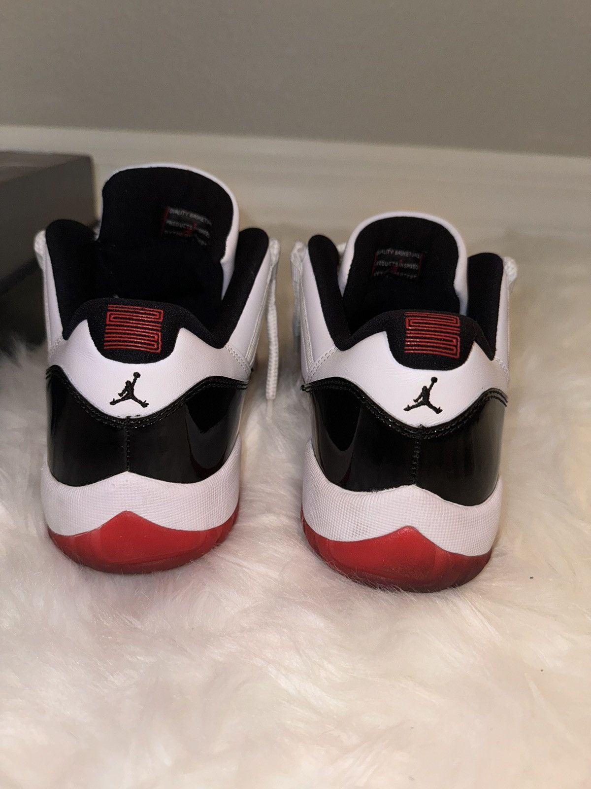 Jordan Brand Air Jordan 11 Retro Low GS ‘Concord-Bred’ Size US 8.5 / EU 41-42 - 6 Thumbnail