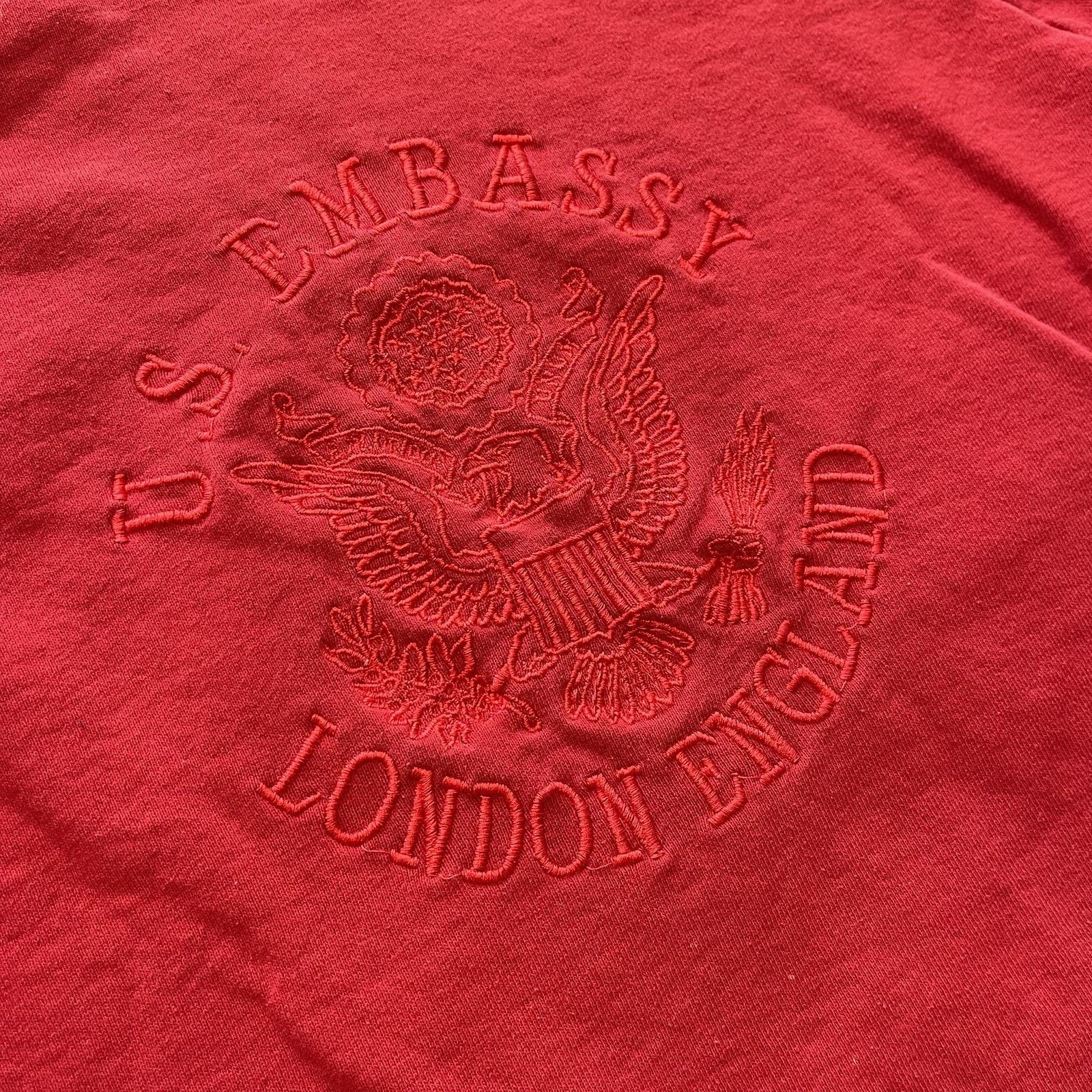 Vintage Vitg Screen Stars Sweatshirt XL US Embassy London Crewneck Size US XL / EU 56 / 4 - 4 Thumbnail