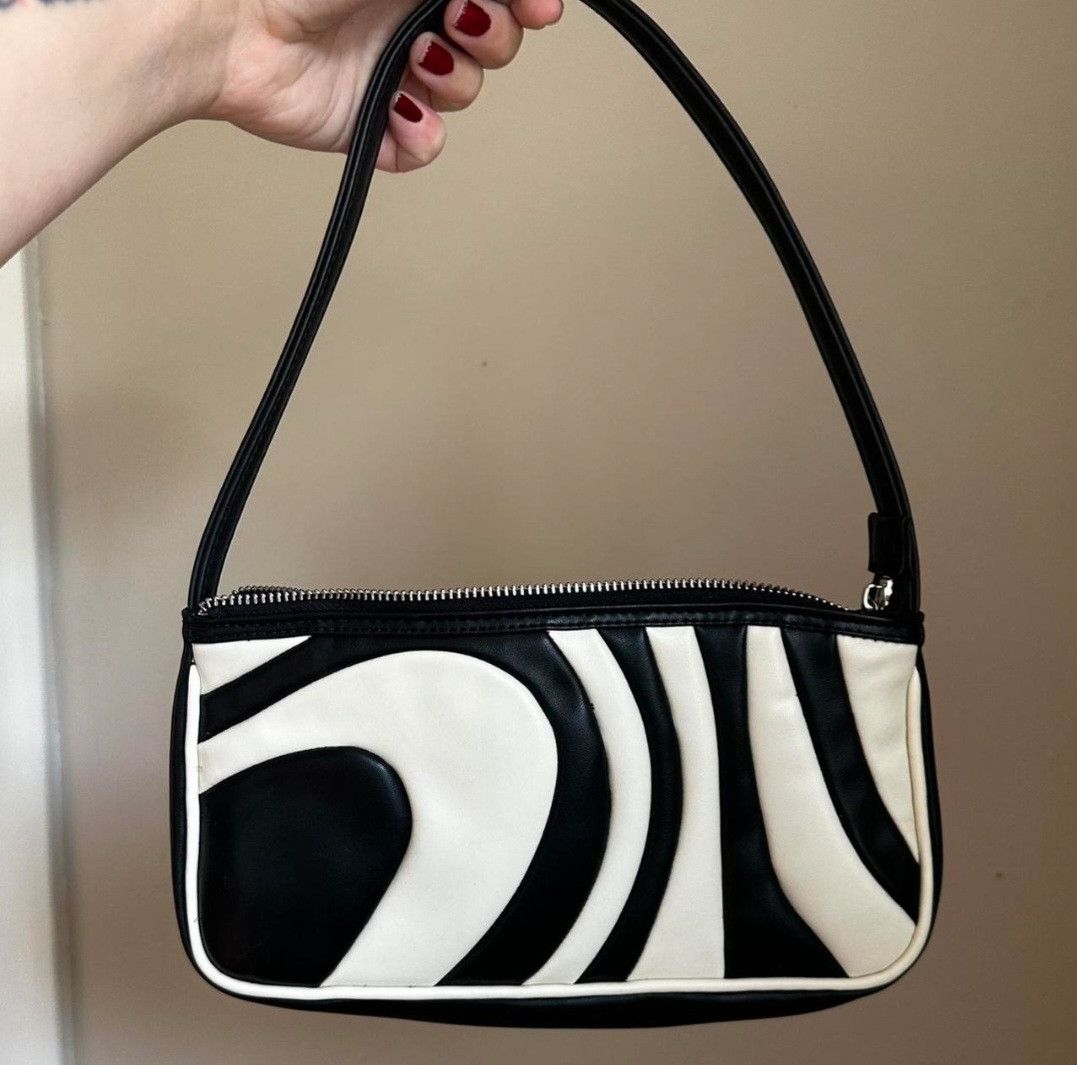 Asos ASOS Black + White Shoulder Bag/Handbag Size ONE SIZE - 1 Thumbnail