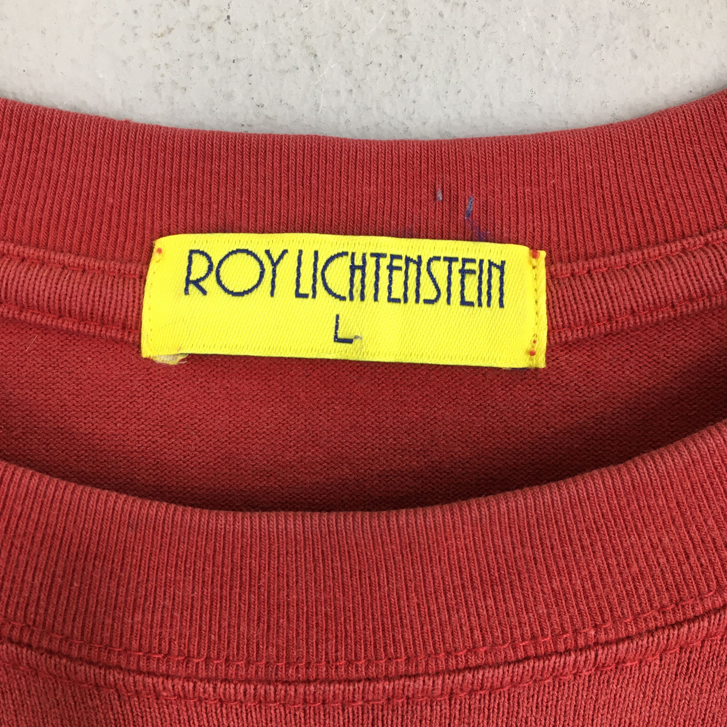 Vintage Roy Lichtenstein Gun in America (1968) Art Red T shirt Large Size US L / EU 52-54 / 3 - 5 Thumbnail