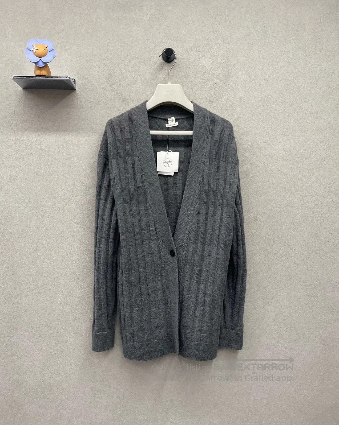 Hermes Hermes Gray Wool Cardigan. Size US S / EU 44-46 / 1 - 1 Thumbnail