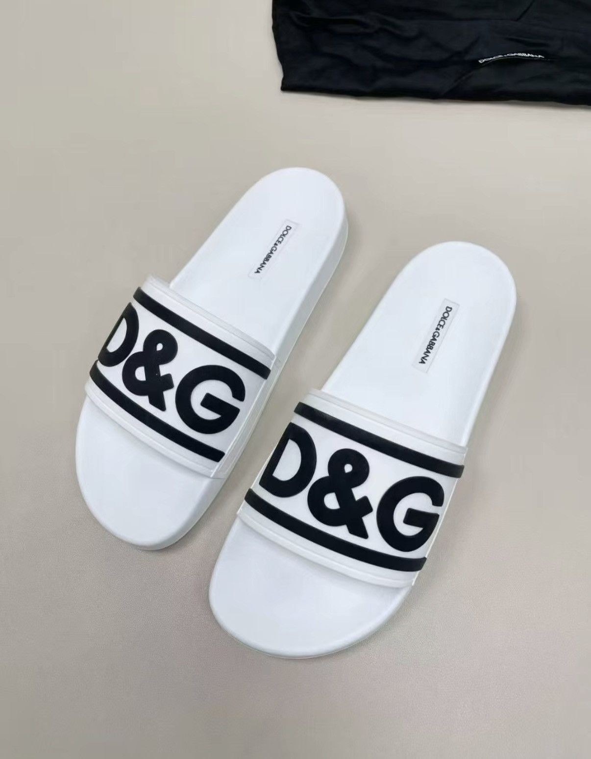 Dolce & Gabbana Dolce & Gabbana Slides J30 Size US 8.5 / EU 41-42 - 2 Thumbnail