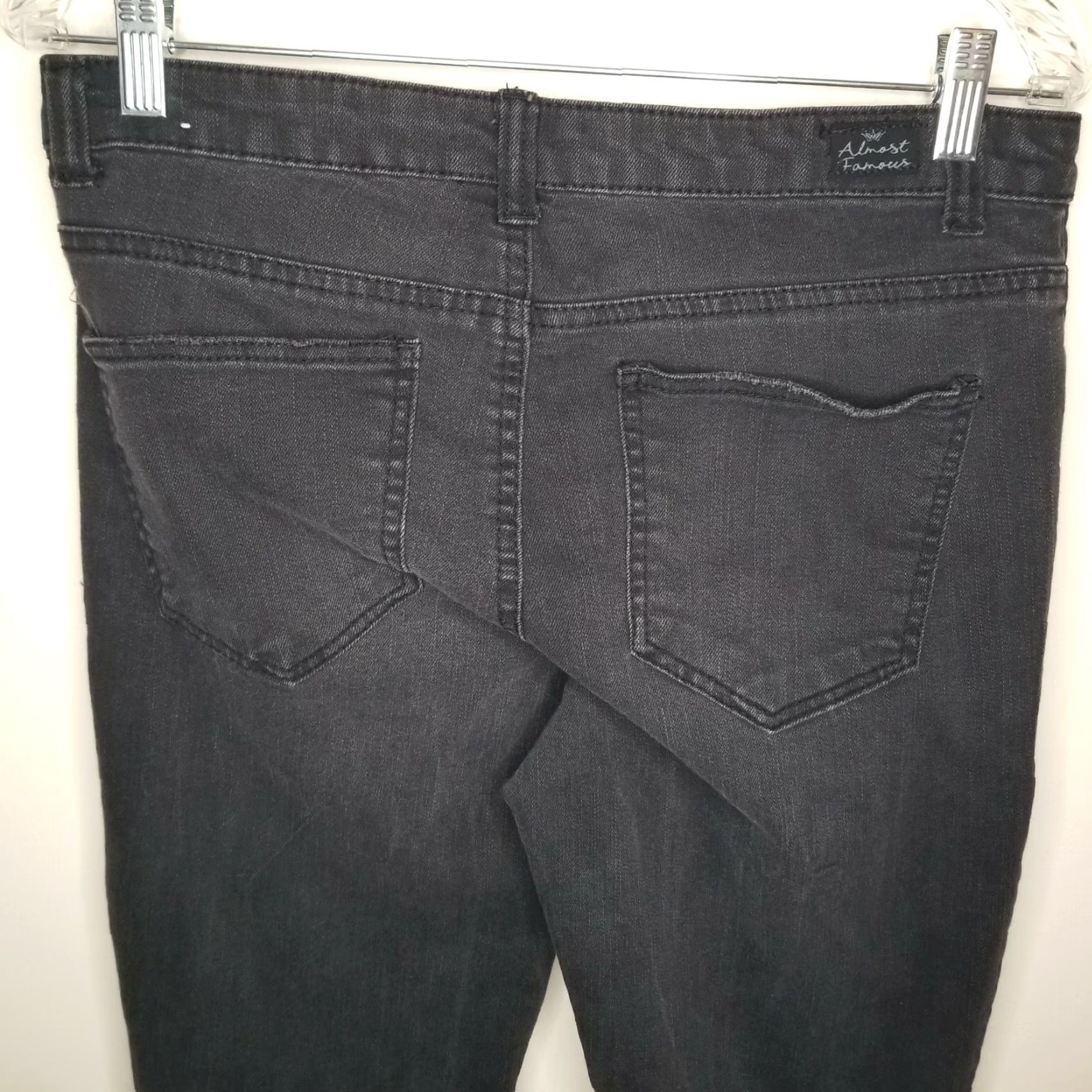 Almost Famous Almost Famous Jeans Women Black Mid Rise Straight Size 11 Stars Flowers Rings Womens Size 32" / US 10 / IT 46 - 6 Thumbnail