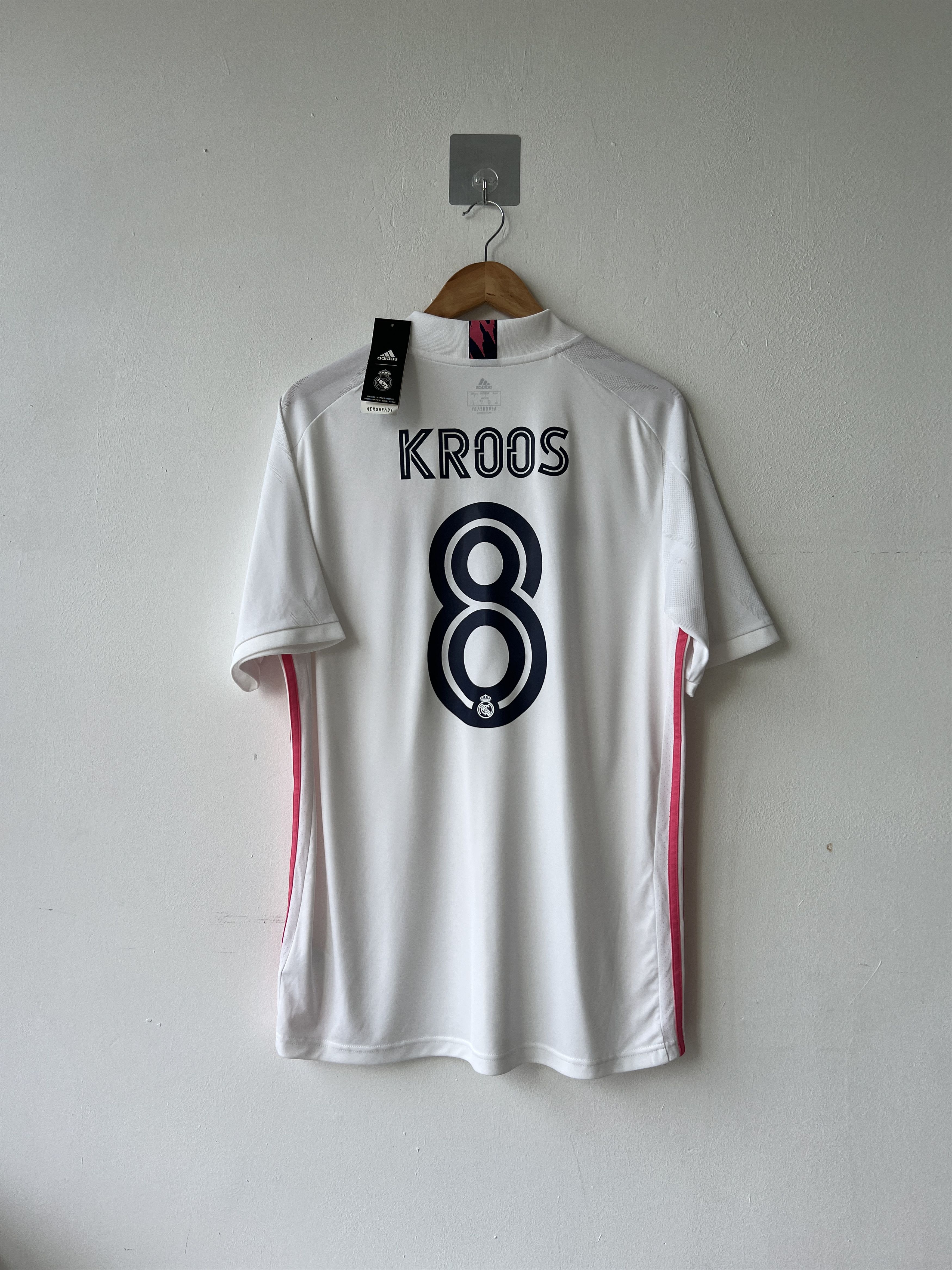 Adidas (L) Real Madrid 2020-21 Home Shirt Kroos #8 (NEW) Kit Size US L / EU 52-54 / 3 - 1 Thumbnail