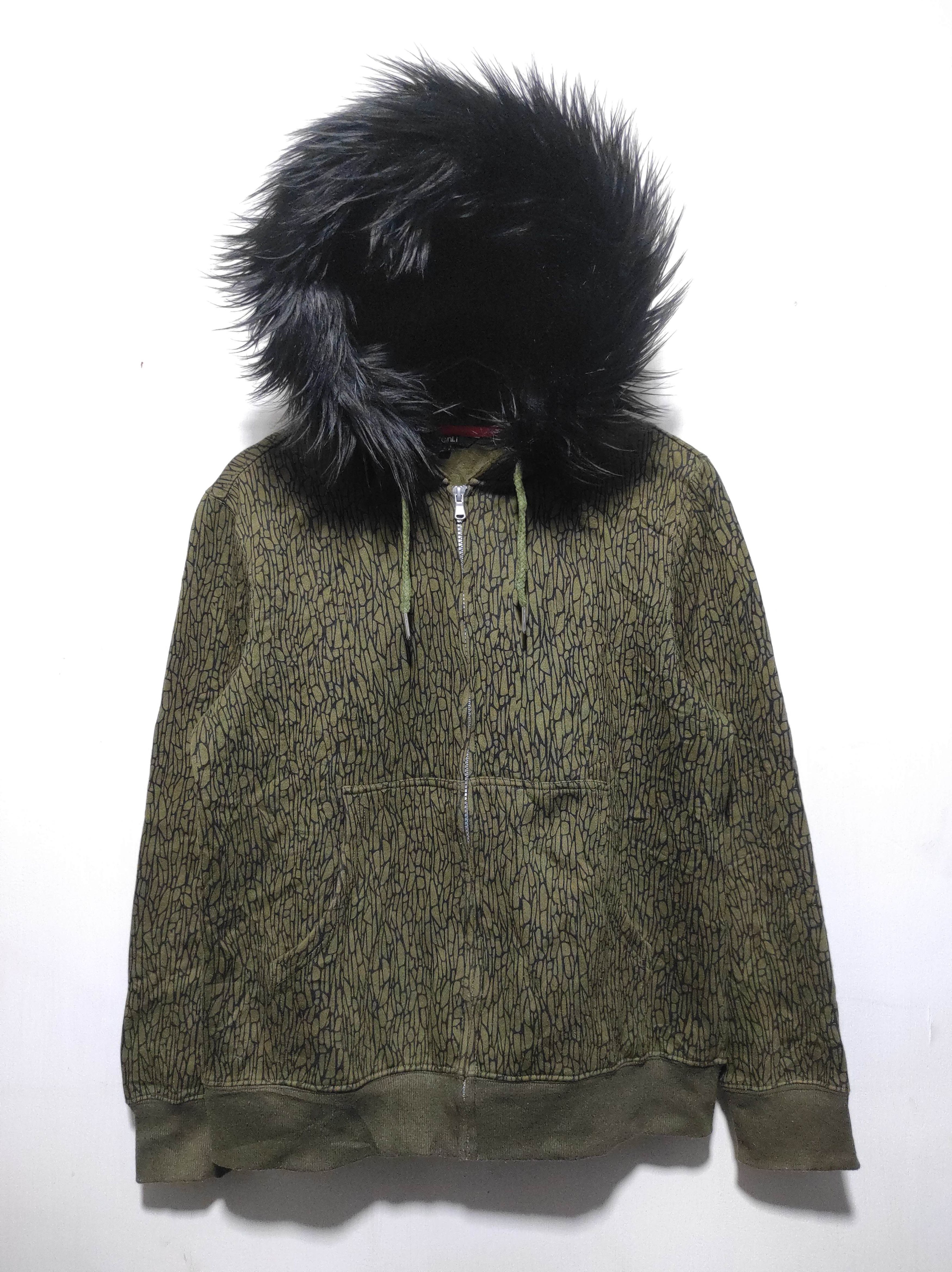 Japanese Brand Wanli Motif Zip Fur Hoodie IfSixWasNine LGB style Size US S / EU 44-46 / 1 - 2 Thumbnail