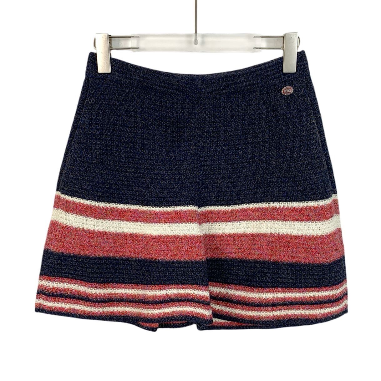 Chanel Chanel Navy Blue & Red Striped Tweed Knit Womens Shorts Size 34" / US 12 / IT 48 - 1 Thumbnail