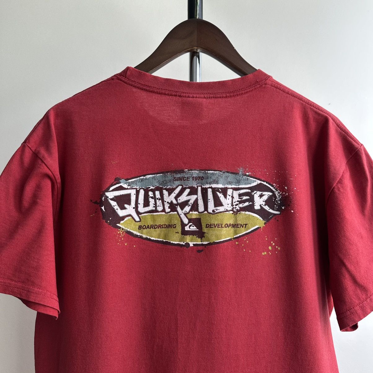 Quiksilver × Vintage Vintage 90s Quiksilver Big Logo Tee Size US L / EU 52-54 / 3 - 3 Thumbnail