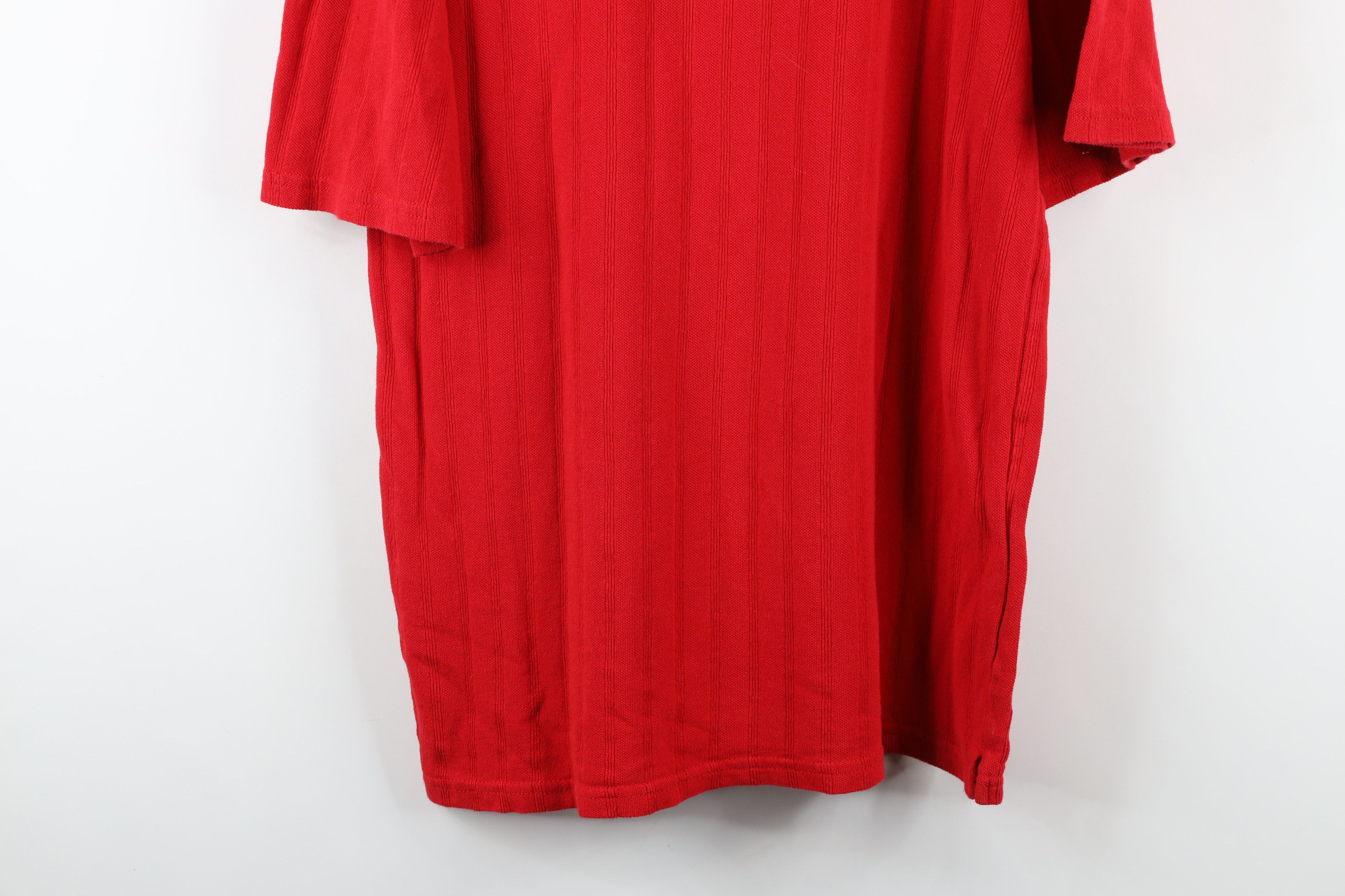 Vintage Vintage 90s Red Wings Hockey Ribbed Knit Henley T-Shirt Red Size US M / EU 48-50 / 2 - 13 Thumbnail
