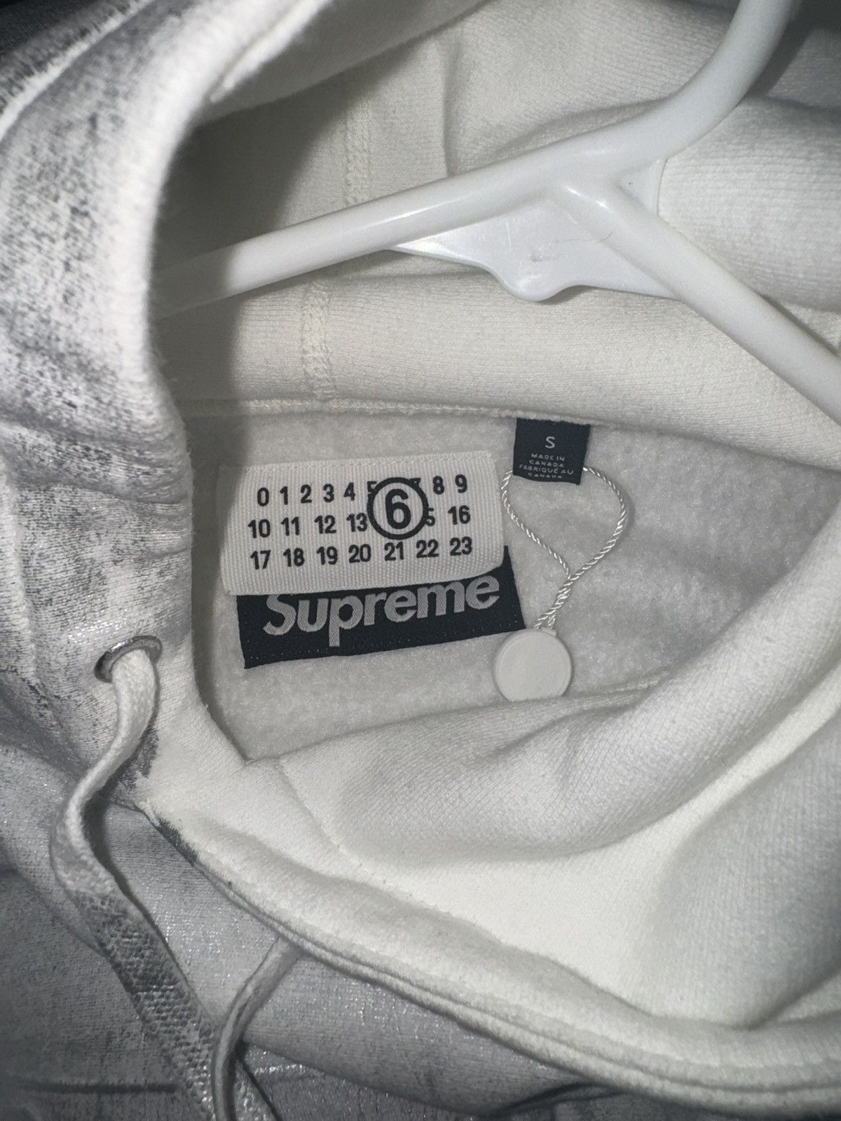 Maison Margiela × Supreme MM6 Maison Margiela Foil Box Logo Hooded Sweatshirt Size US S / EU 44-46 / 1 - 8 Thumbnail