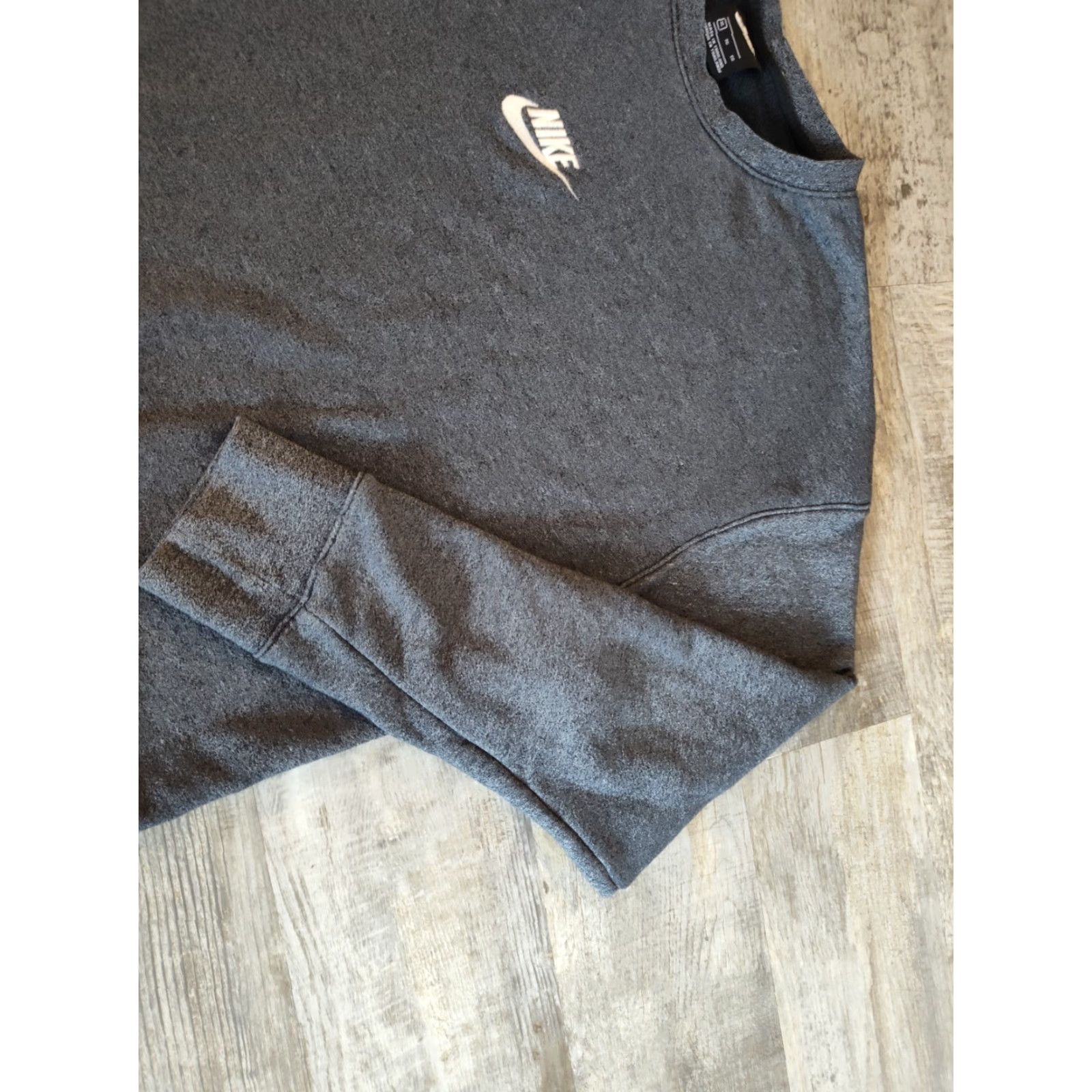 Nike VINTAGE Nike Sportswear Heritage Crew Sweatshirt Mens XL Gray Casual Athletic Pullover 90s Sports Size US XL / EU 56 / 4 - 3 Thumbnail