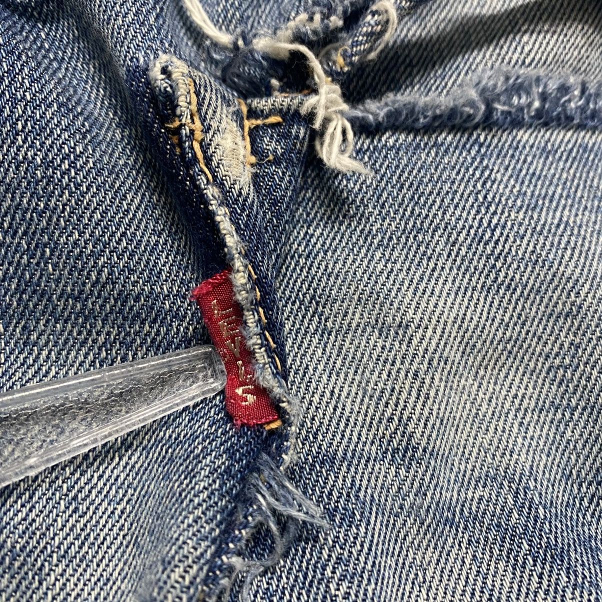Levi's Vintage Y2K Levis 501 Big E Hidden Rivets Selvedge Jeans Size US 31 - 25 Thumbnail