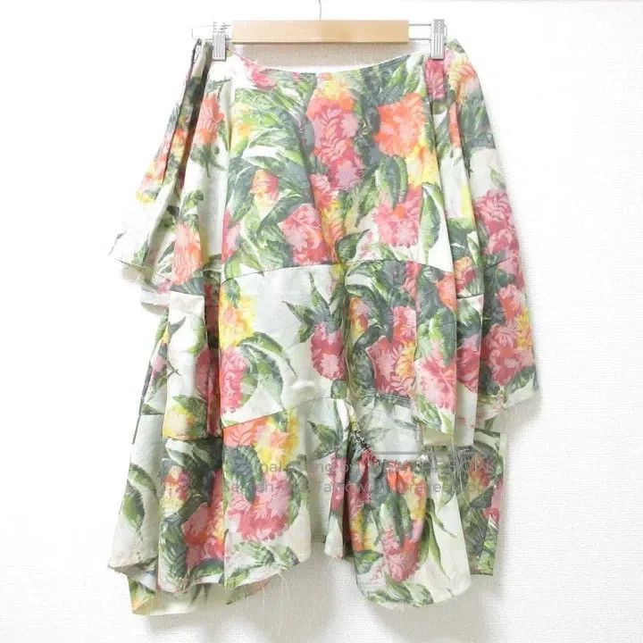 Comme des Garcons Comme Des Garcons size M Floral silk blend distorted skirt Size 23" - 2 Thumbnail