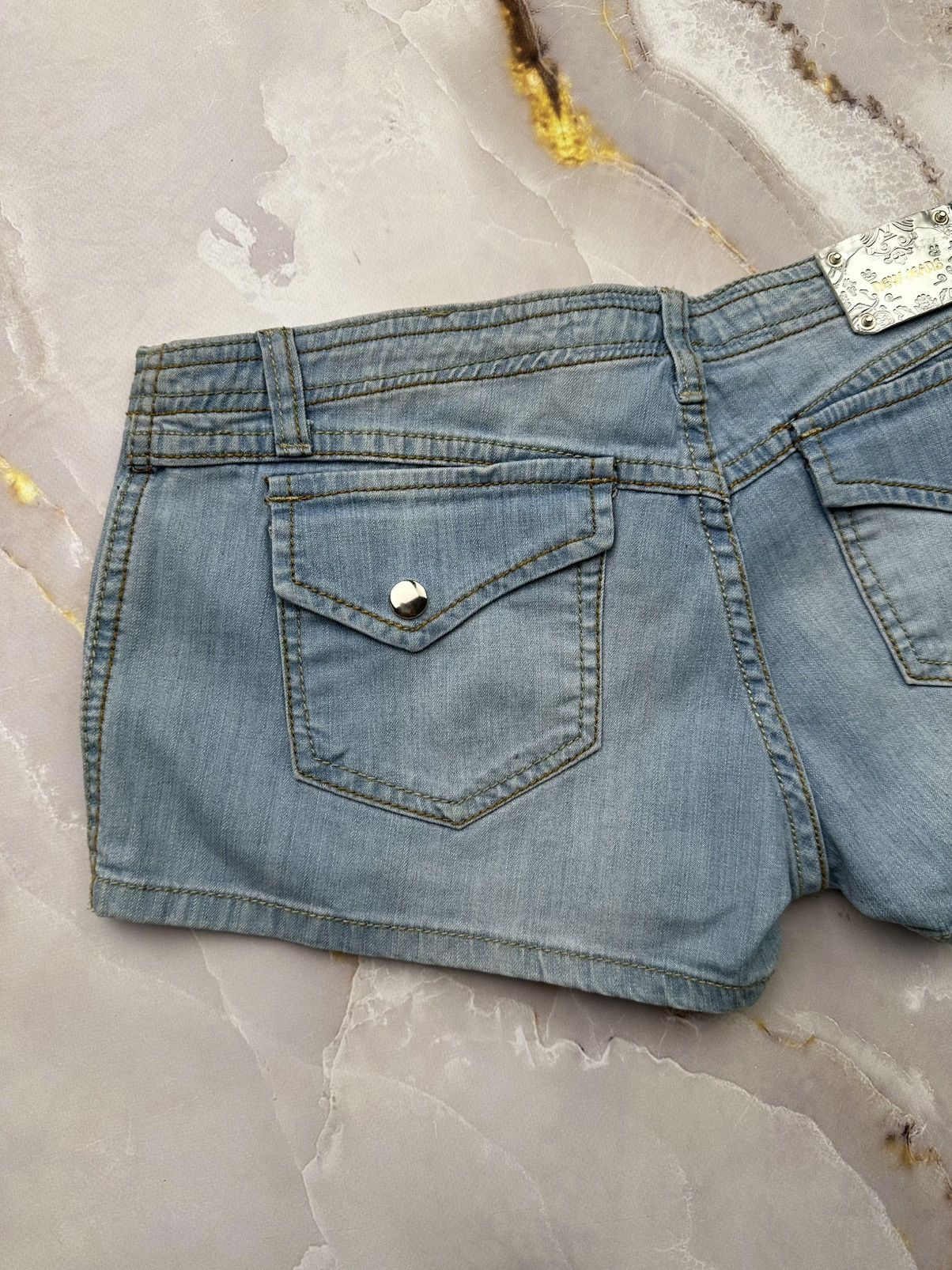 Japanese Brand Vintage Shorts (E1) Size 27" / US 4 / IT 40 - 6 Thumbnail