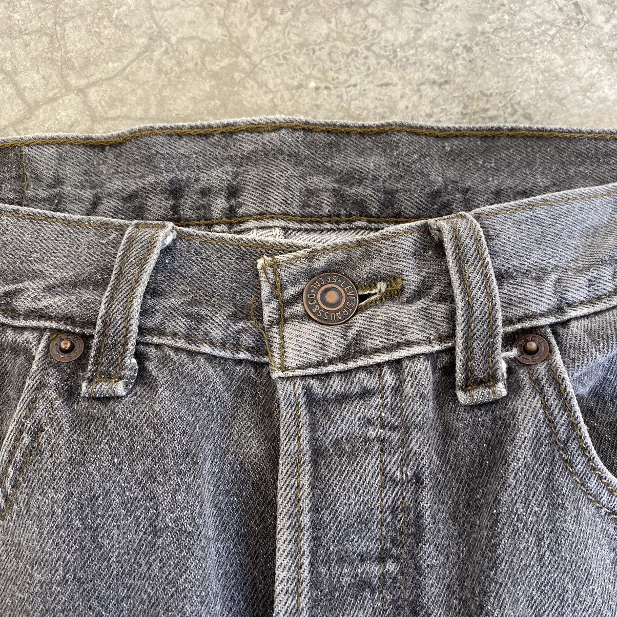Levi's × Vintage Size 31x33.5 Vintage 1993 Levis 501 Ash Grey Jeans Size US 31 - 9 Thumbnail