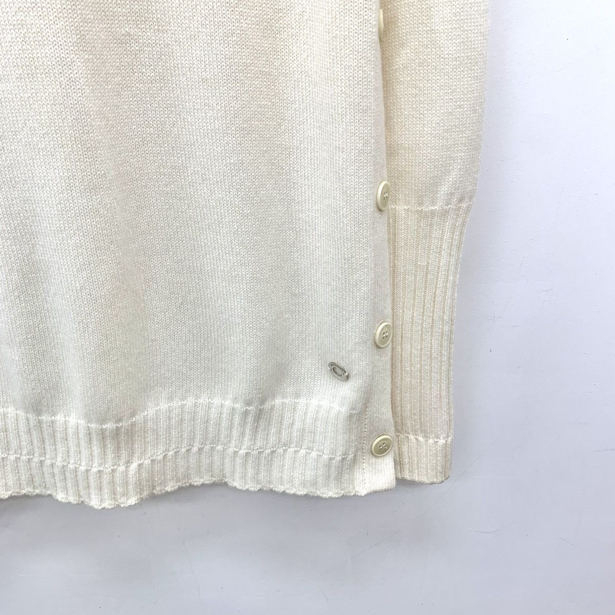 Loro Piana Loro Piana Beige Cashmere Long Sleeve Knit Sweater K26WX Size M / US 6-8 / IT 42-44 - 4 Thumbnail