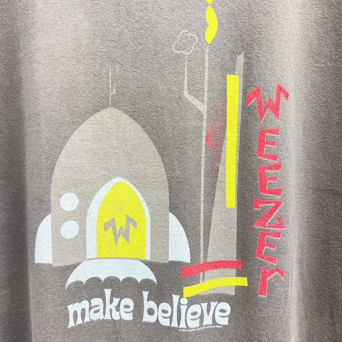Band Tees VTG WEEZER MAKE BELIEVE BAND TEE Size US L / EU 52-54 / 3 - 4 Thumbnail