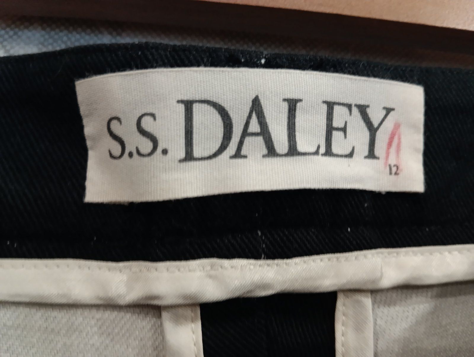 S.S.Daley S.S.DALEY Spry' Trouser size 12 Size 34" / US 12 / IT 48 - 9 Thumbnail