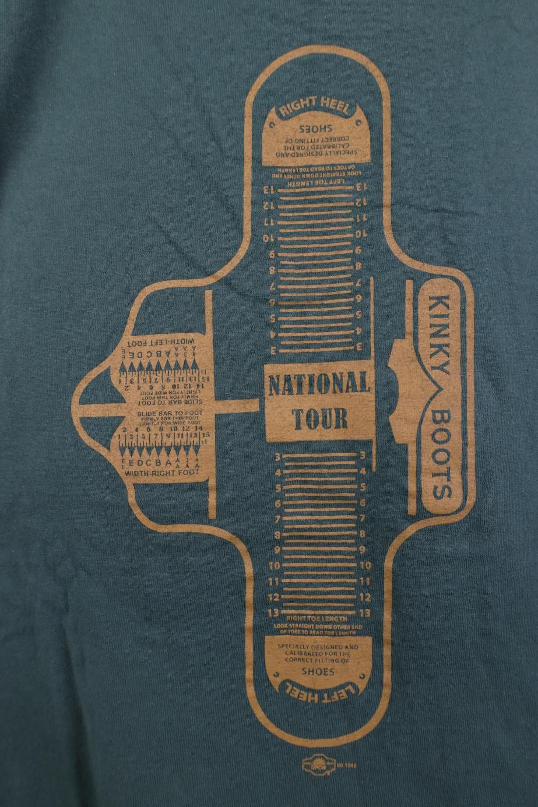 Vintage Vintage 90s Y2K Stagehands Toledo Kinky Boots Tour T-Shirt Size US XL / EU 56 / 4 - 12 Thumbnail