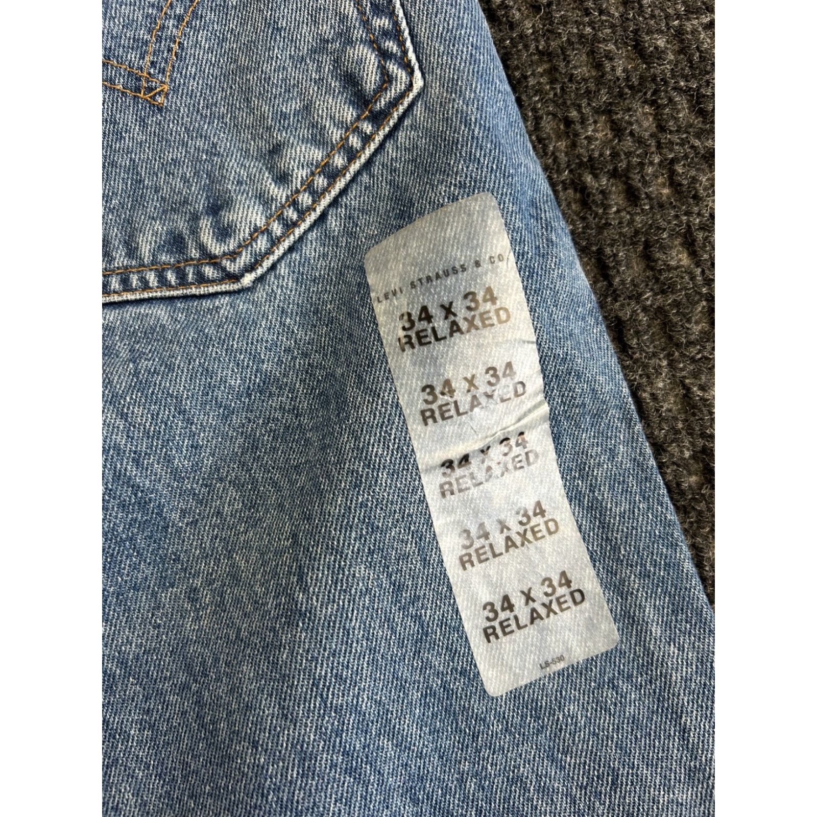 Levi's VINTAGE Levi’s 550 Jeans Baggy Relaxed Fit 34 x 34 NEW 90s Skater Grunge Levi’s 550 Jeans Baggy Relaxed Fit 34 34 Blue Men Jeans Size US 34 / EU 50 - 5 Thumbnail