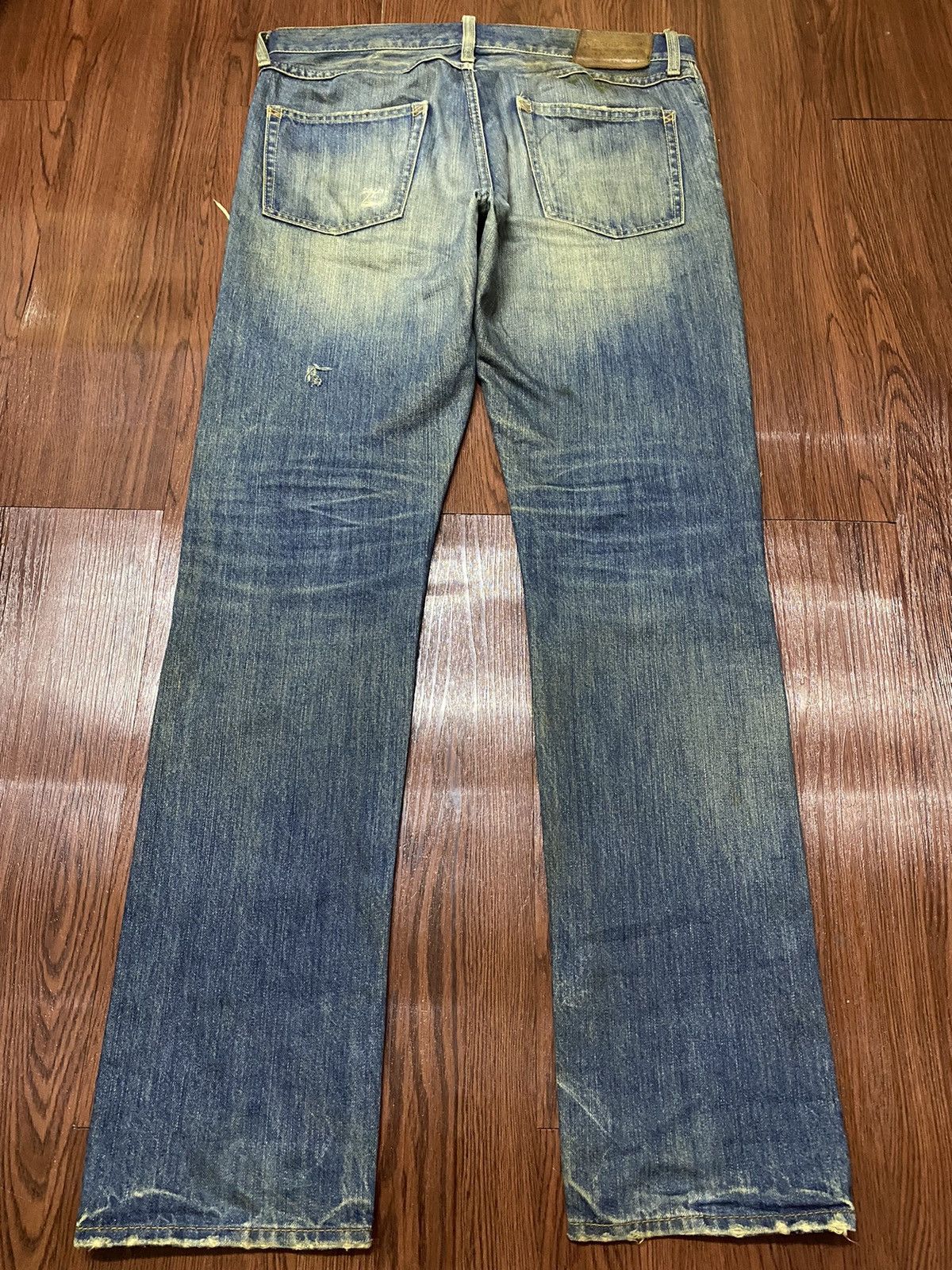 Japanese Brand Vintage Japanese Brand Distressed Rock Style Loose Jeans Size US 34 / EU 50 - 2 Thumbnail
