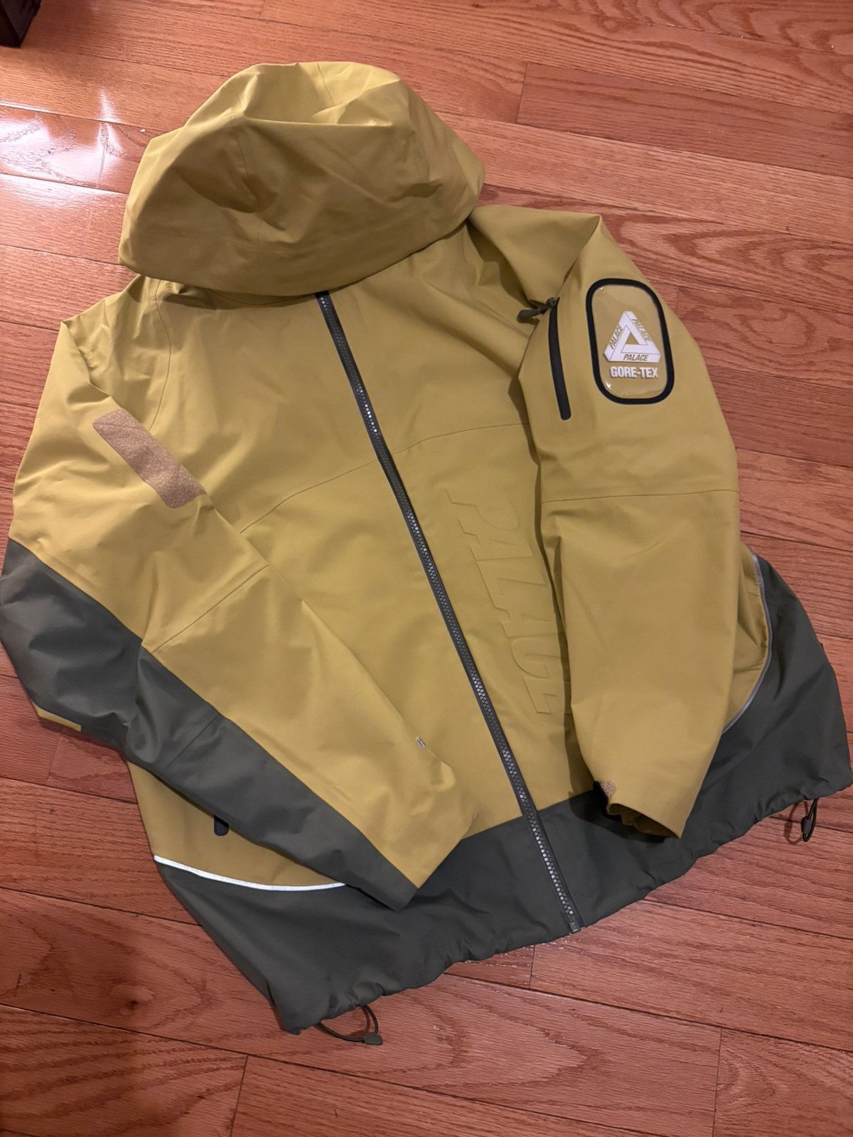 Palace Palace GORE-TEX 3L M-Tek Jacket Size US M / EU 48-50 / 2 - 7 Thumbnail