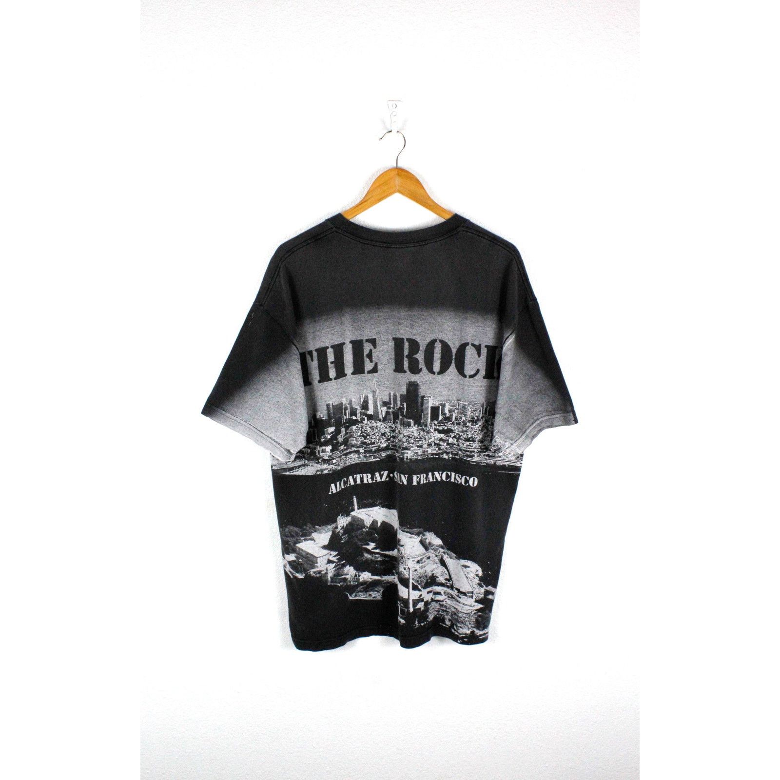 Vintage Vintage The Rock Alcatraz San Francisco Over Printed Tee 90s Size US XL / EU 56 / 4 - 4 Thumbnail