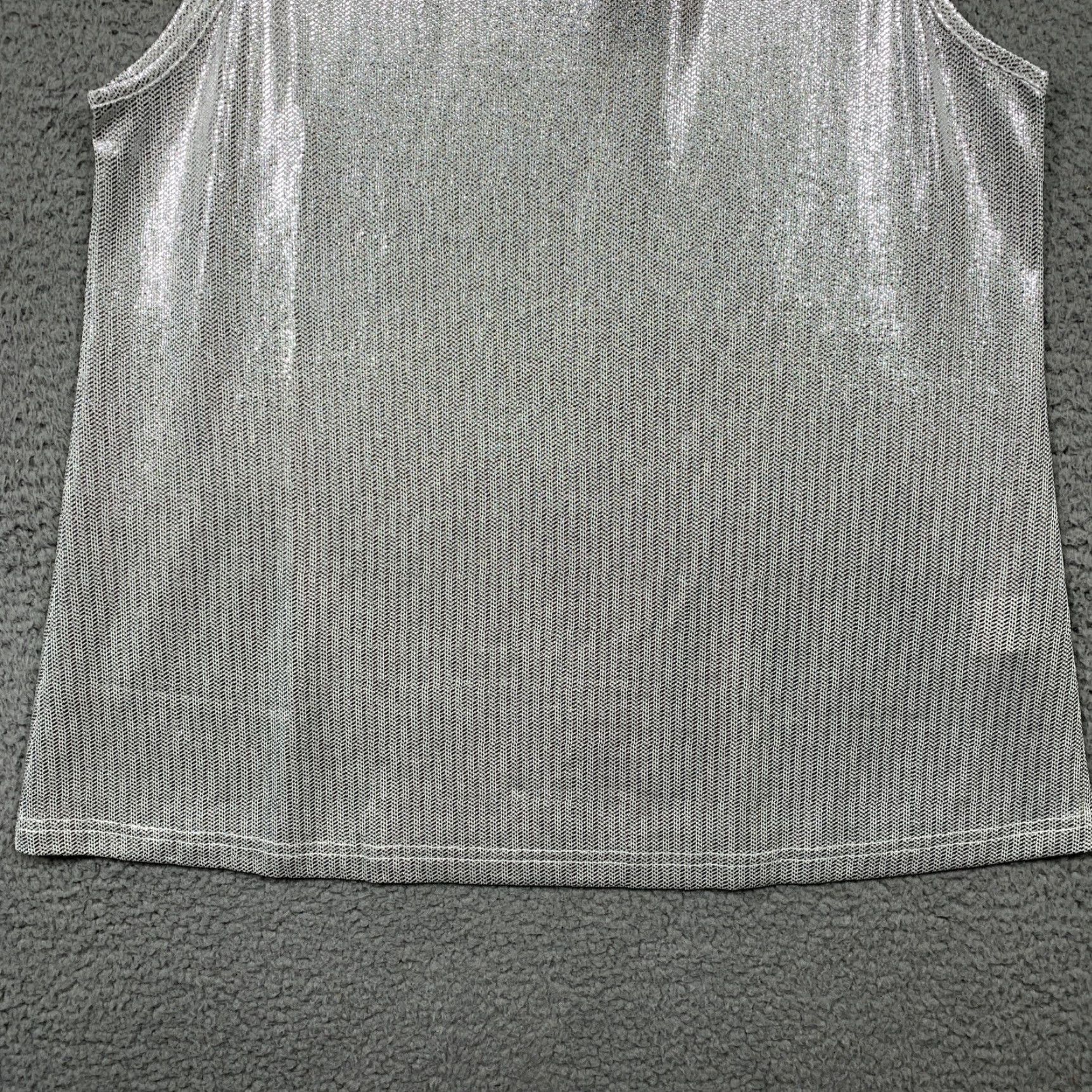Vintage Allegra K Top Women's M White Silver Shiny 1 Button Closure Machine Washable Tank Blended Fabric Size M / US 6-8 / IT 42-44 - 3 Thumbnail
