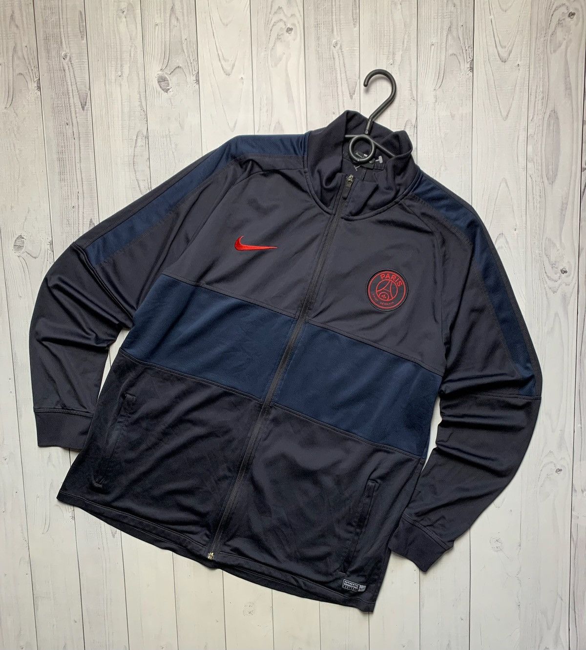 Nike × Vintage Vintage Nike PSG soccer track jacket size XL logo Size US L / EU 52-54 / 3 - 1 Thumbnail