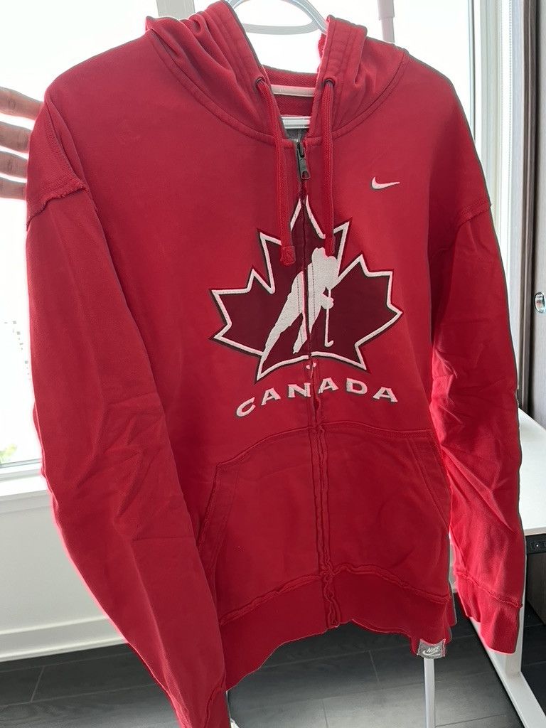 Vintage Nike Team Canda Zip-up
