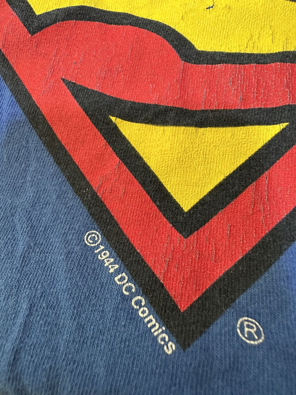 DC Comics × Vintage Vintage Dc Comics Superman Faded Tee Size US XXL / EU 58 / 5 - 9 Thumbnail