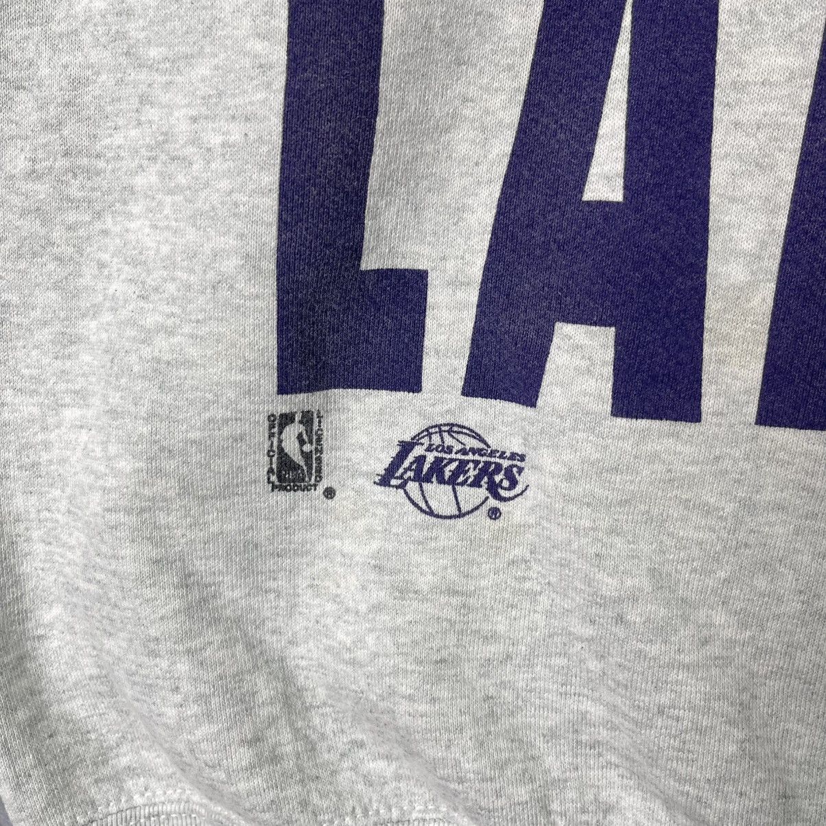 Fruit Of The Loom Vintage Los Angeles Lakers Crewneck Sweatshirt USA Made Size US L / EU 52-54 / 3 - 5 Thumbnail