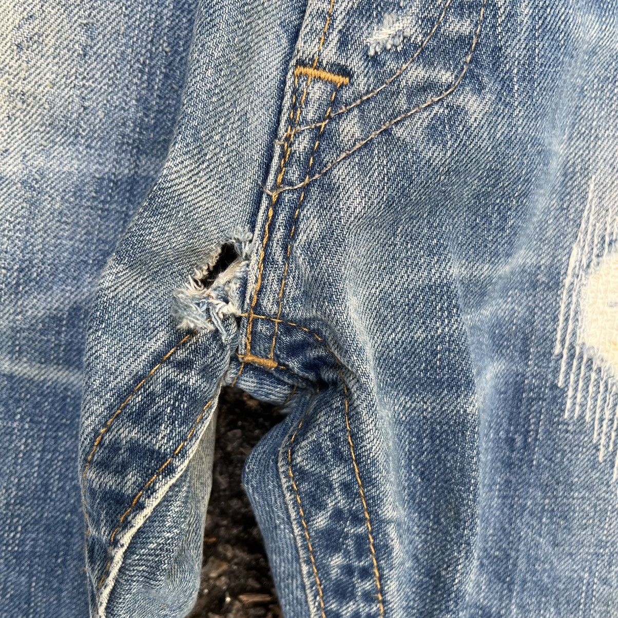 Replay Vintage Replay Distressed Jeans Fly Button Denim Faded Blue Size US 32 / EU 48 - 8 Thumbnail