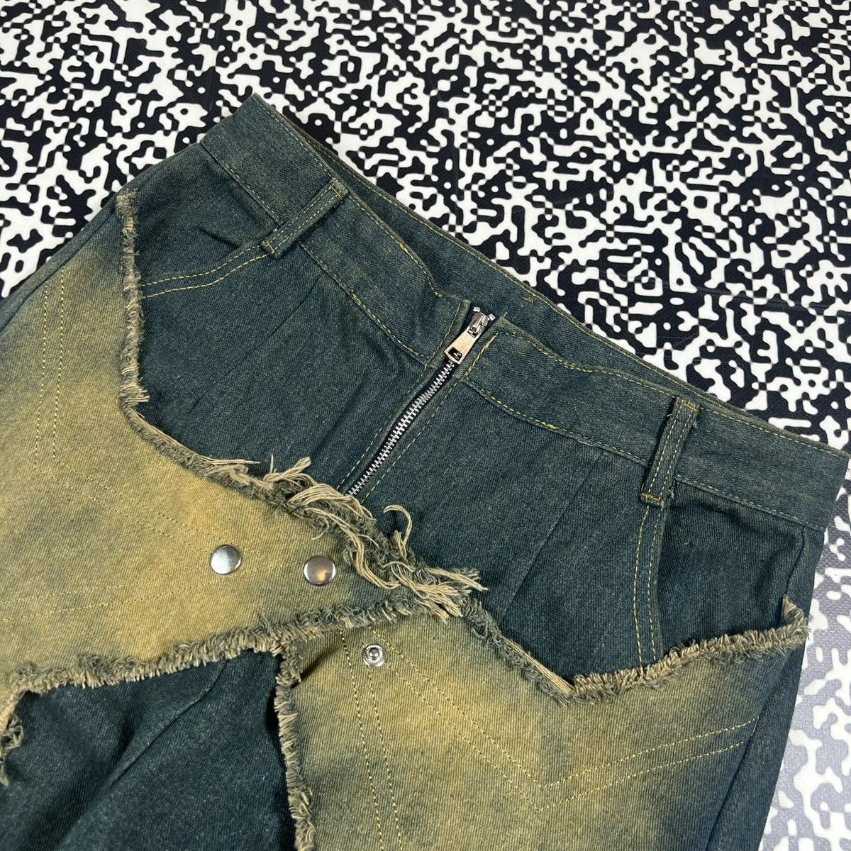 Japanese Brand Vintage Y2K Japanese Patchwork Star Logo Retro Style Jeans Size 29" - 8 Thumbnail