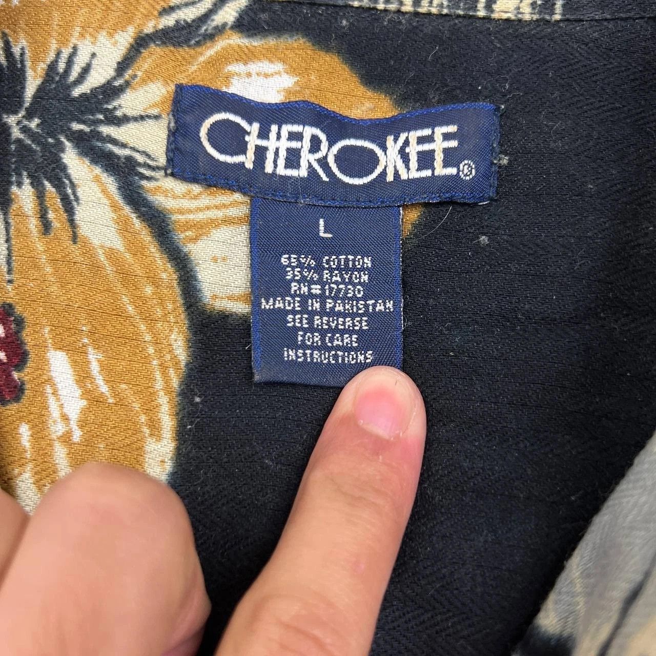 Cherokee Cherokee Shirt Men Large Hawaiian Button Up Collared Size US L / EU 52-54 / 3 - 3 Thumbnail