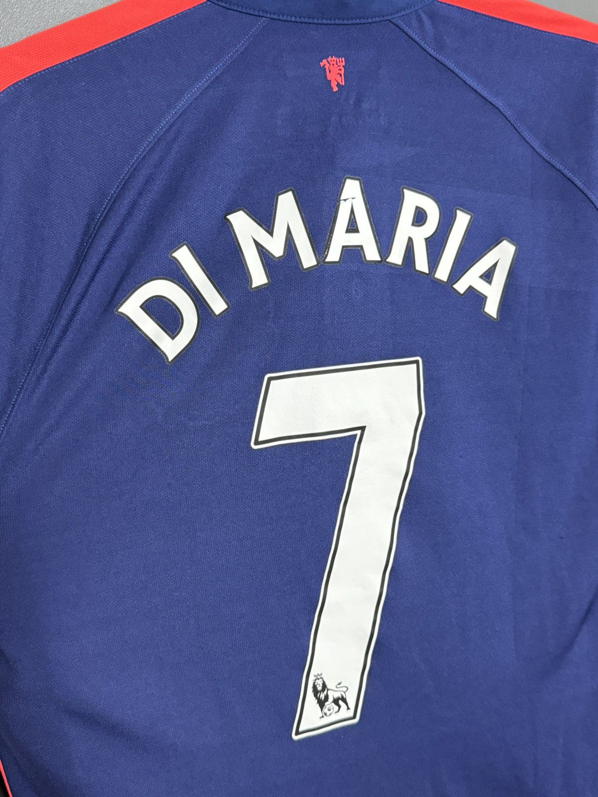 Nike Manchester United 14/15 Third Di Maria Football Jersey Size US M / EU 48-50 / 2 - 3 Thumbnail