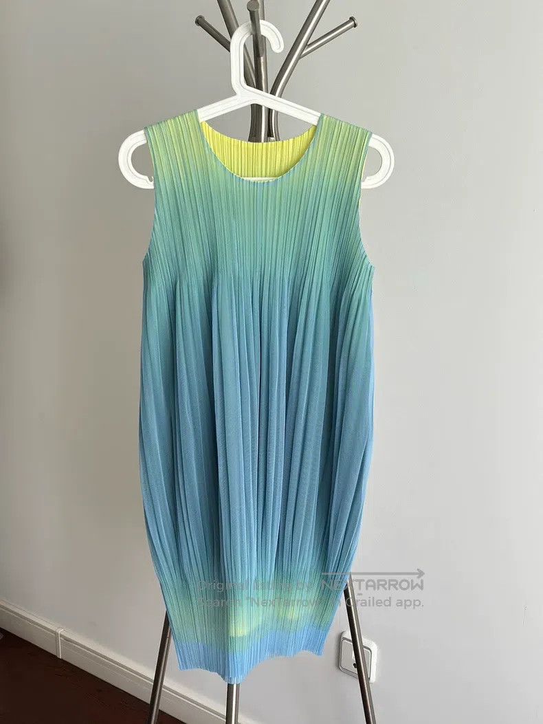 Issey Miyake Issey Miyake Blue Vest Size L / US 10 / IT 46 - 1 Thumbnail