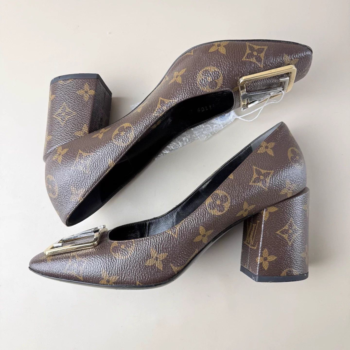 Louis Vuitton Louis Vuitton Monogram Gold Silver Pumps 39.5 EU 95New Size US 8.5 / IT 38.5 - 6 Thumbnail