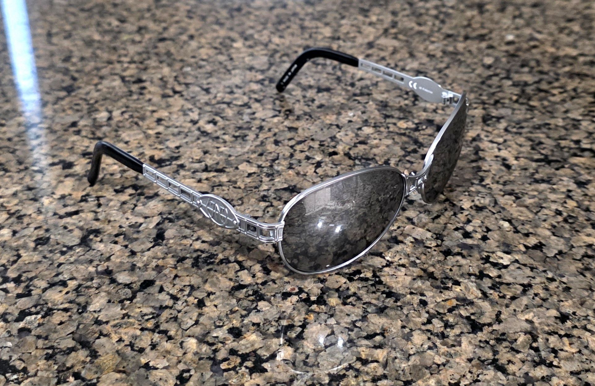 Jean Paul Gaultier × Supreme SS19 Supeme Jean Paul Gaultier silver