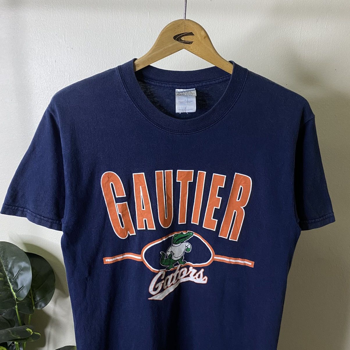 Vintage 2000s Gautier Gators Football NFL College NCAA T Shirt Size US S / EU 44-46 / 1 - 2 Thumbnail