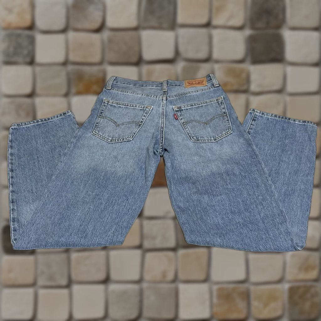 Levi's Levi's Jeans Women Baggy 94 27x30 Blue Denim Straight Leg Relaxed Fit 5-Pocket Zipper Button Vintage? No Size 27" / US 4 / IT 40 - 1 Thumbnail