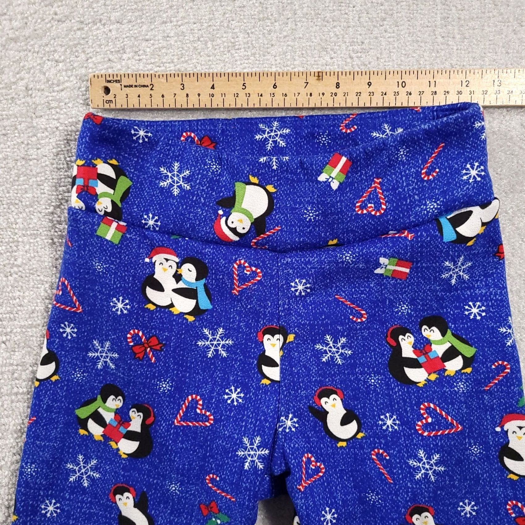 Vintage No Boundaries Leggings Leggings Juniors M Blue Winter Holiday Penguins Size 32" / US 10 / IT 46 - 4 Thumbnail